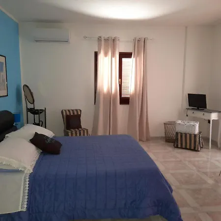 Sole E Luna Bed & Breakfast 3*