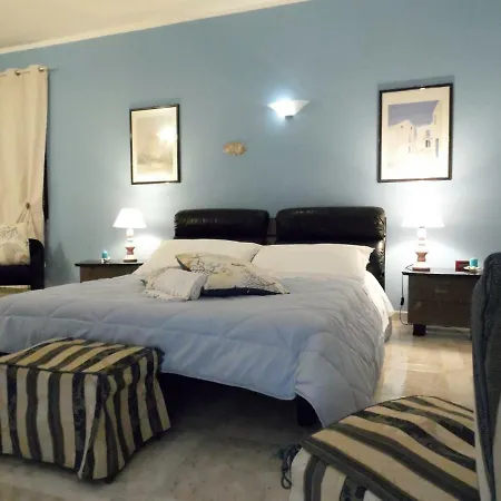 Bed & Breakfast Sole E Luna Oliena