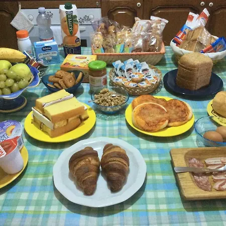 Sole E Luna Bed & Breakfast Oliena